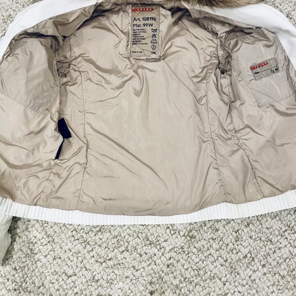 PRADA*  Cotton Nylon jacket w/ FOX fur collar*Size 44IT)* over $4,000 - Picture 3 of 7